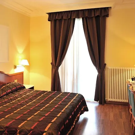 Hotel Benessere Fiorita 3*