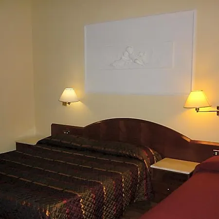 Benessere Fiorita 3* קולפיוריטו