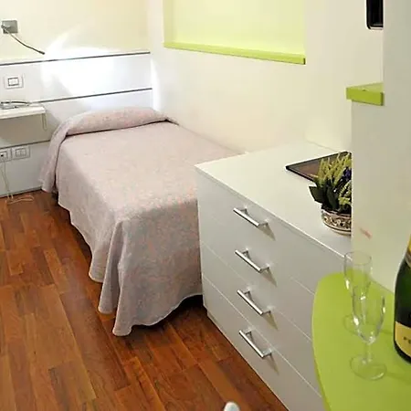 Hotel Benessere Fiorita 3*