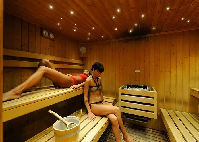 Hotel Benessere Fiorita 3*